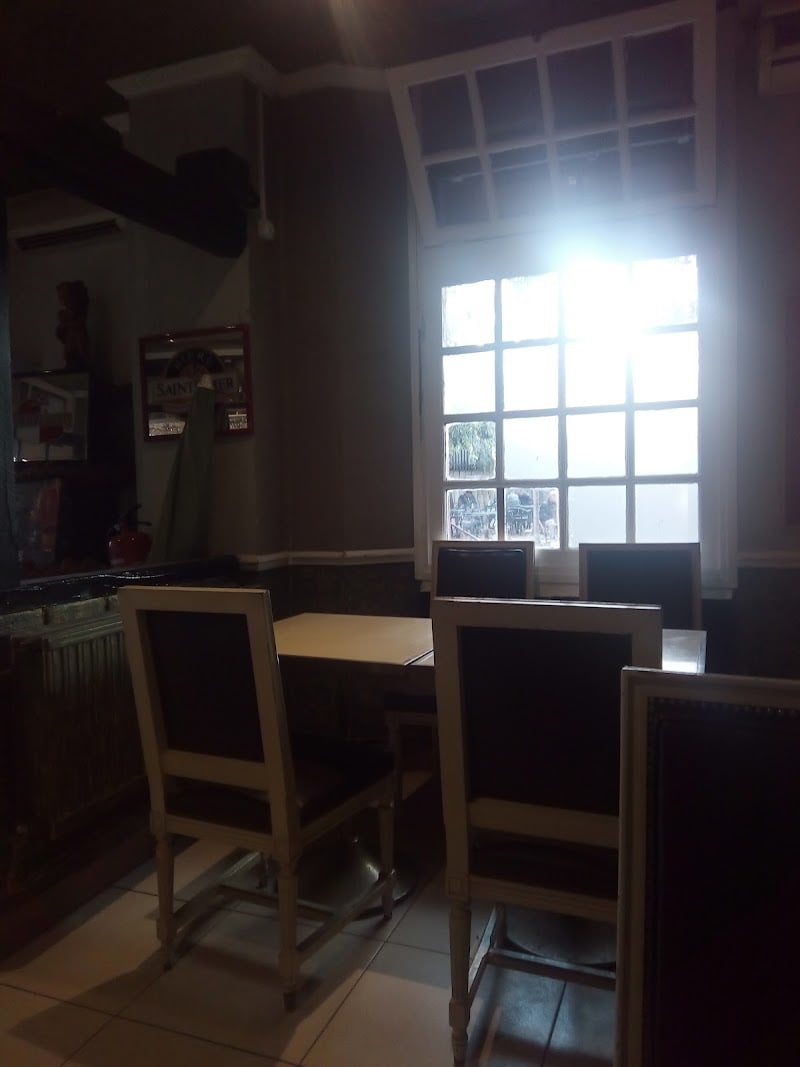 Restaurant L’Entracte à Gennevilliers, France