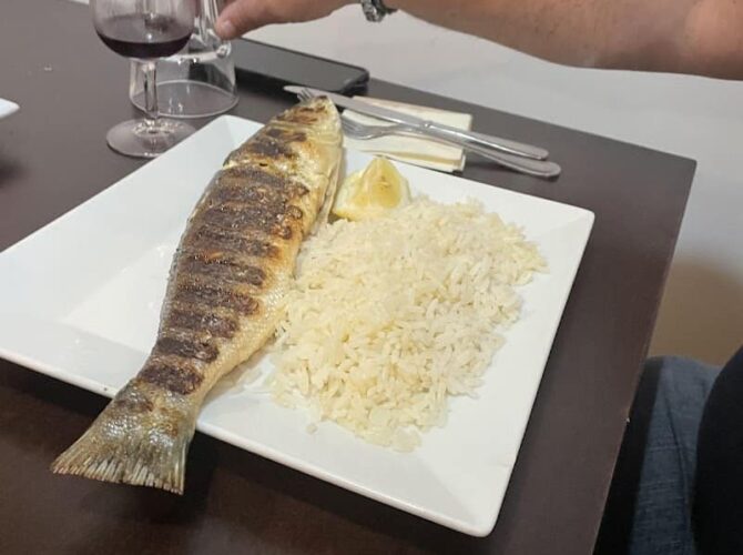 Restaurant L’ENTRE POTES à Saint-Ouen-sur-Seine, France