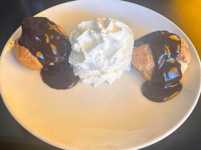 Leo Restaurant à Palavas-les-Flots, France