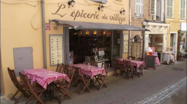 Restaurant L’Epicerie du Village à Bormes-les-Mimosas, France — photo 1