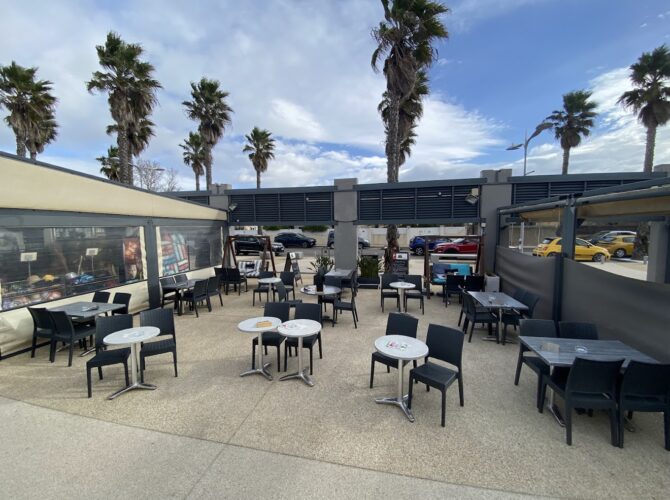 Restaurant Les Amazones à Marseillan, France