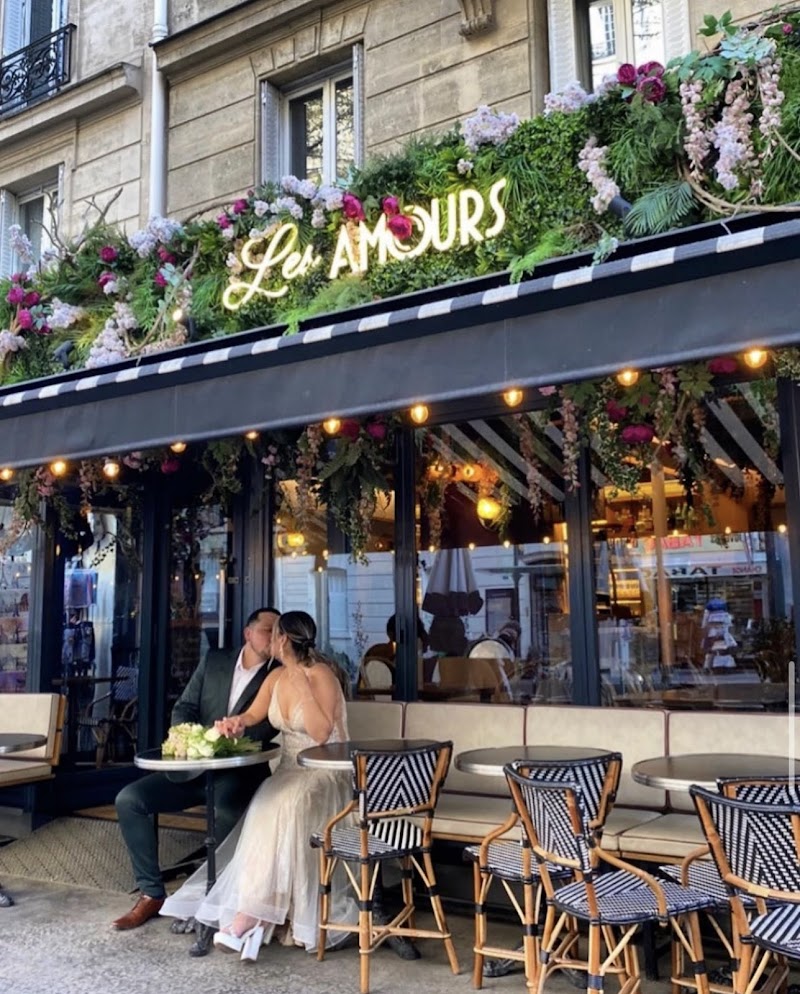 Restaurant Les Amours in paris à Paris, France