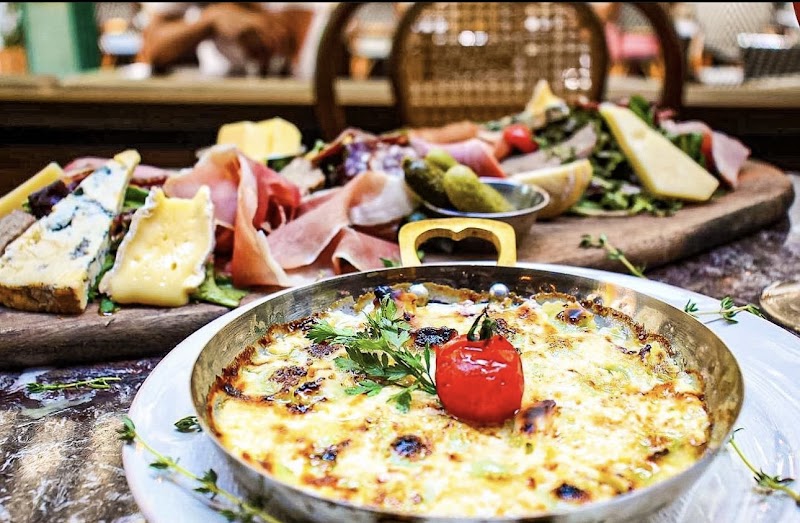 Restaurant Les Amours in paris à Paris, France