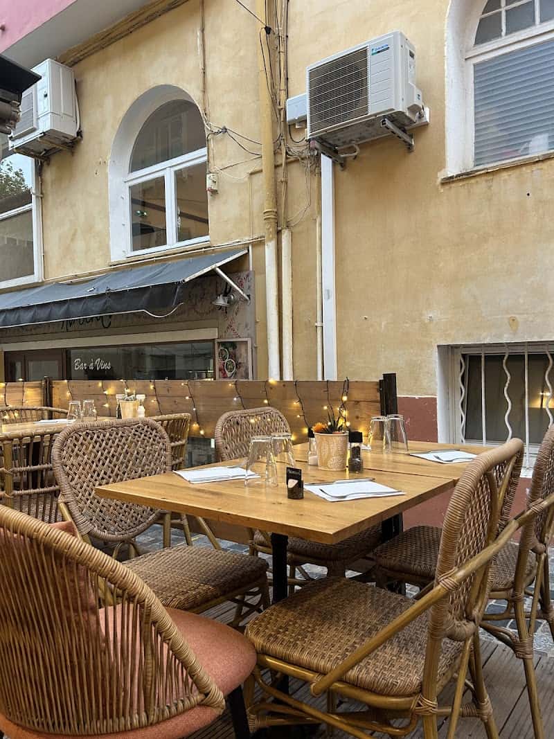 Restaurant Les Cinq Sens à Le Lavandou, France