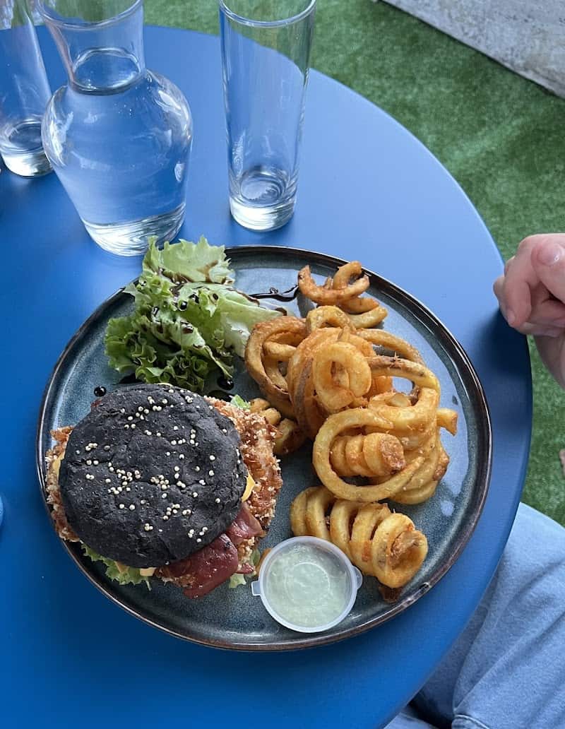 Restaurant Les délices d’Ayana à Dourdan, France