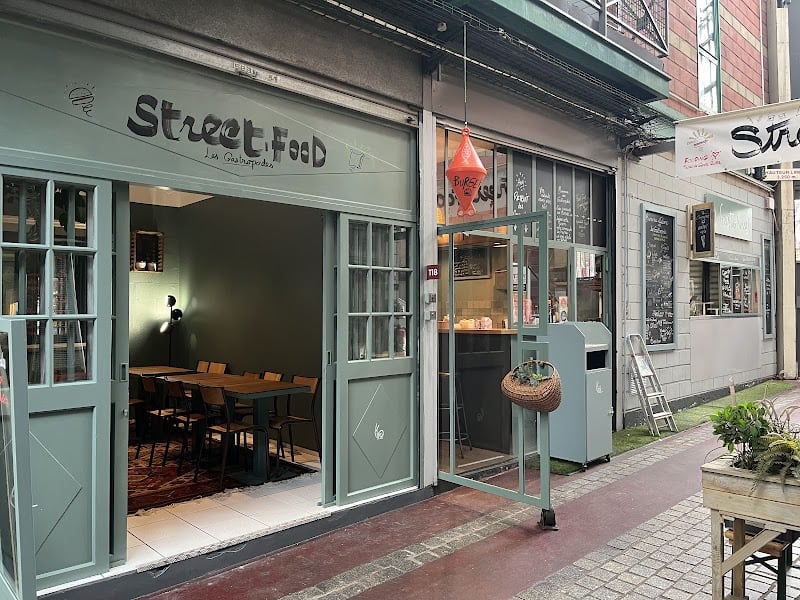 Restaurant les Gastropodes à Saint-Ouen-sur-Seine, France