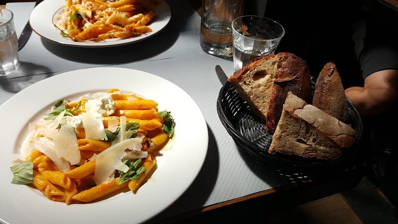 Restaurant les Gastropodes à Saint-Ouen-sur-Seine, France