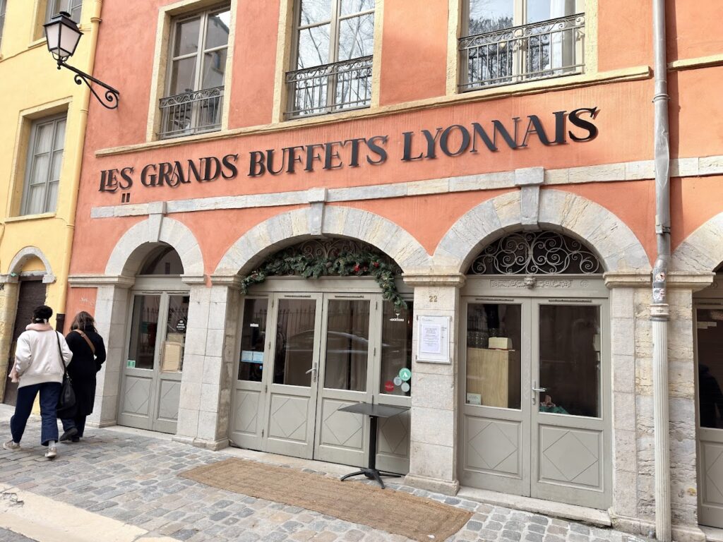Restaurant Les Grands Buffets Lyonnais à Lyon, France