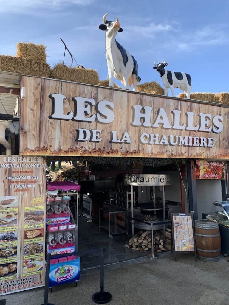 Restaurant Les Halles de la Chaumière à Marseillan, France — photo 1