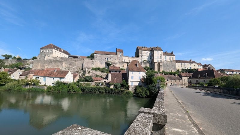 Restaurant Les Jardins Gourmands à Pesmes, France
