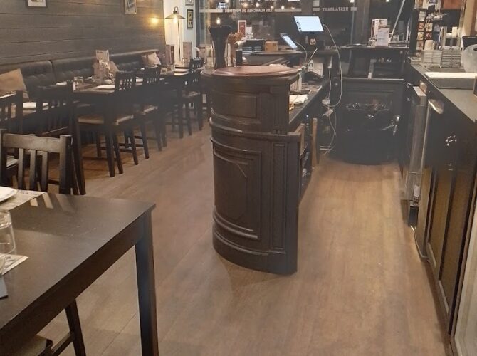 Restaurant Les Planches de Pontoise à Pontoise, France