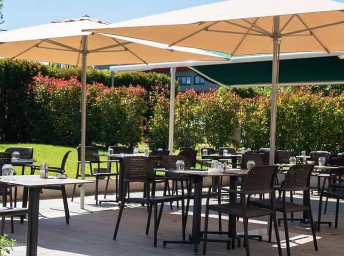 Restaurant Les Rois Maj à Meyreuil, France