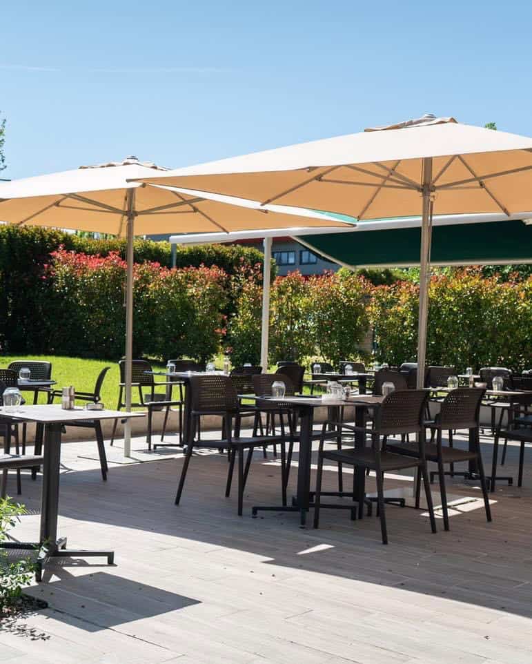 Restaurant Les Rois Maj à Meyreuil, France