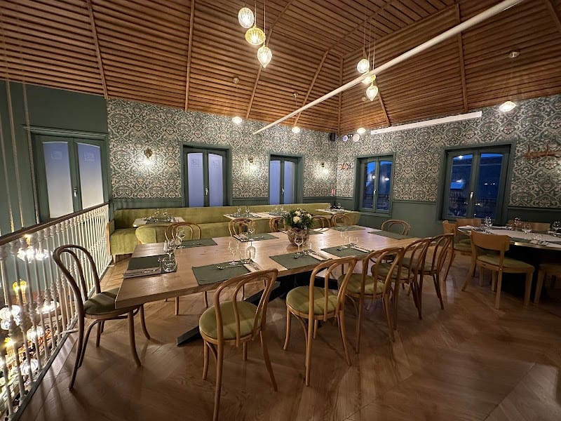 Restaurant Les Roses Blanches à Inchy en Cambrésis, France