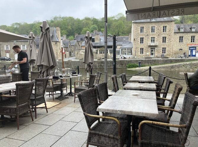 Restaurant Les Terrasses à Dinan, France