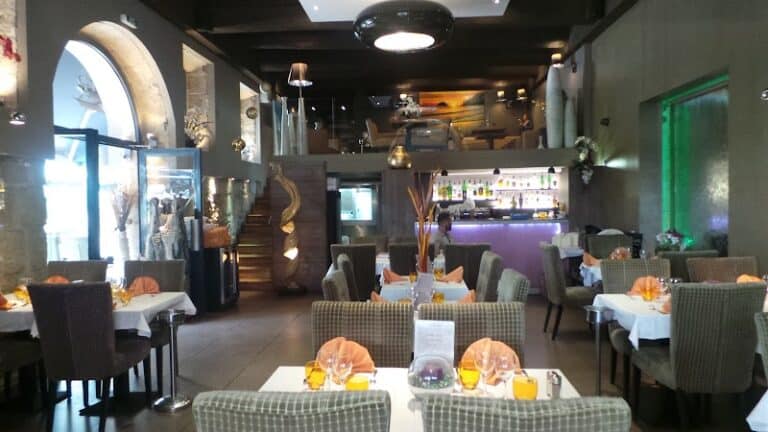 Restaurant L’Esquinade à Marseille, France — photo 1