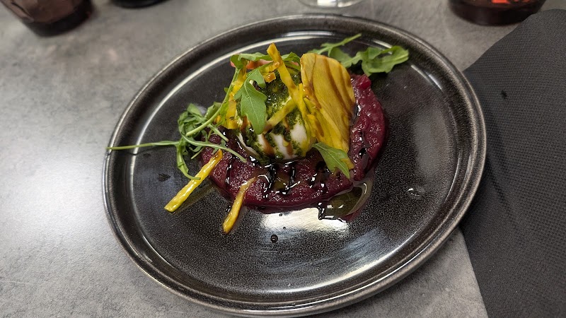 Restaurant L’Essentiel à Saint-Laurent-du-Var, France