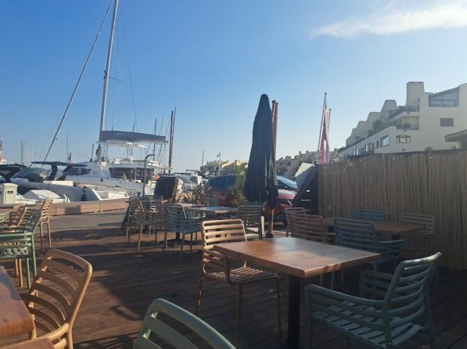 Restaurant L’Évidence à Cogolin, France