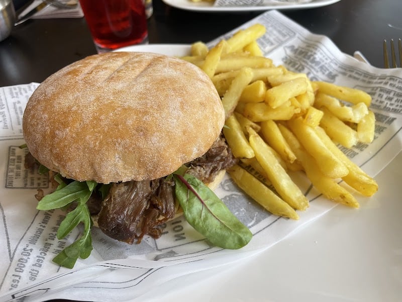 L’Hacienda d’Aléa- Bar Restaurant et Epicerie à Saint-Papoul, France