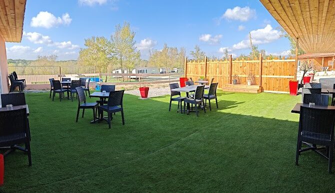 L’Hacienda d’Aléa- Bar Restaurant et Epicerie à Saint-Papoul, France