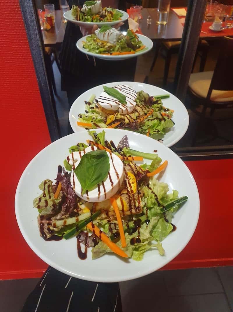 Restaurant L’Industrie à Rillieux-la-Pape, France