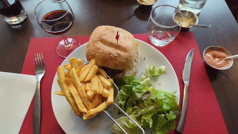 Restaurant L’Industrie à Rillieux-la-Pape, France