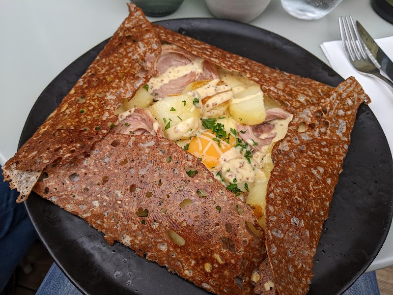 Restaurant L’insense à Courbevoie, France