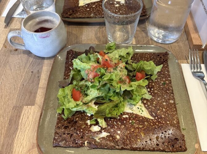 Restaurant L’insense à Courbevoie, France