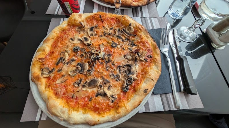 Restaurant L’italiano à Enghien-les-Bains, France