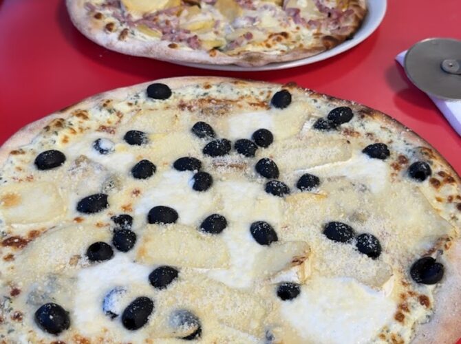 Restaurant L’Italienne La Toscane De La Pizza à Épernay, France