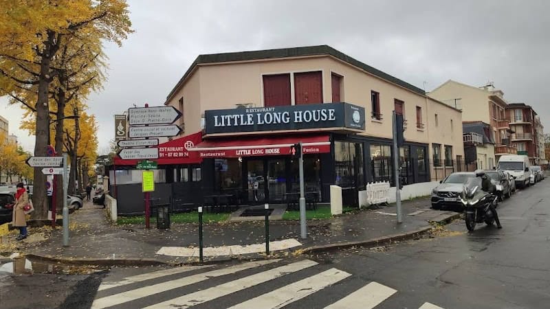 Restaurant Little Long House à Bagneux, France