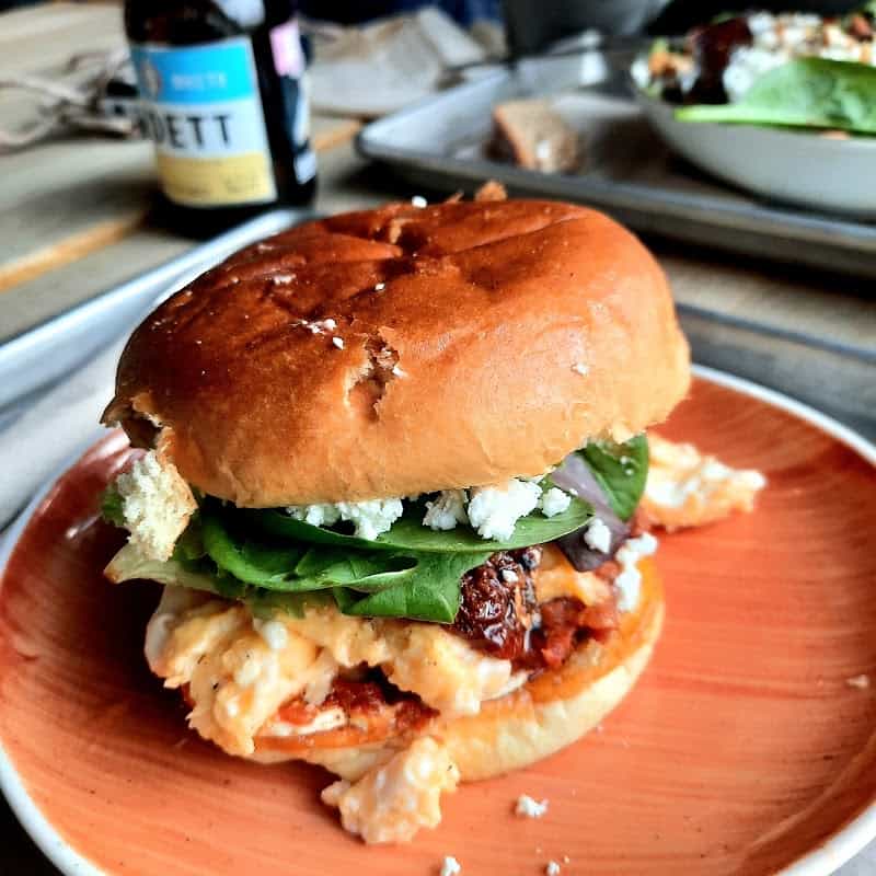 Restaurant Lloyd Coffee Eatery – Westland Shopping à Anderlecht, Belgique