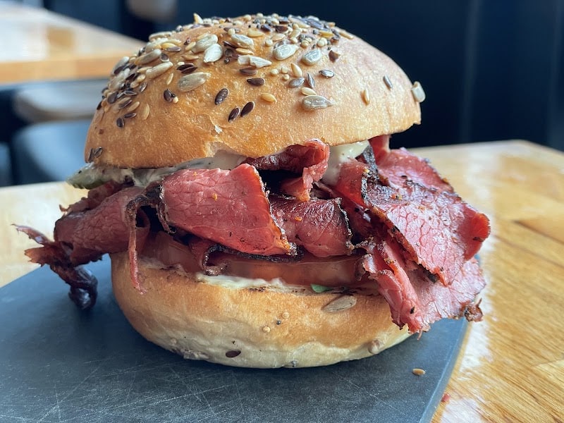 Restaurant Local Bear à Colombes, France