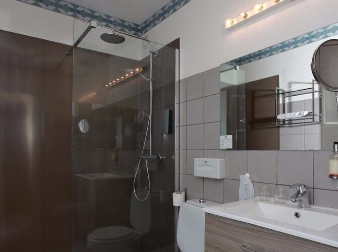 Restaurant Logis Hôtel le Luth à Mirecourt, France