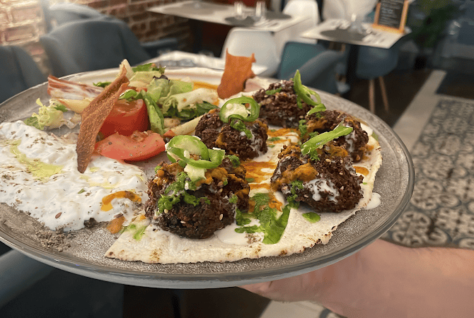 Restaurant LOOMI GASTRONOMIE LIBANAISE à Levallois-Perret, France