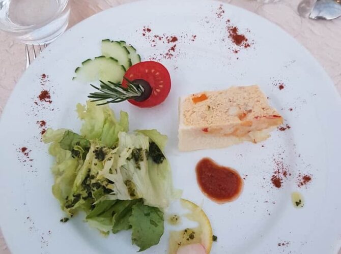 Restaurant Lou Mas de l’Olivier à Orange, France