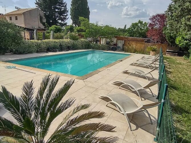 Restaurant Lou Mas de l’Olivier à Orange, France