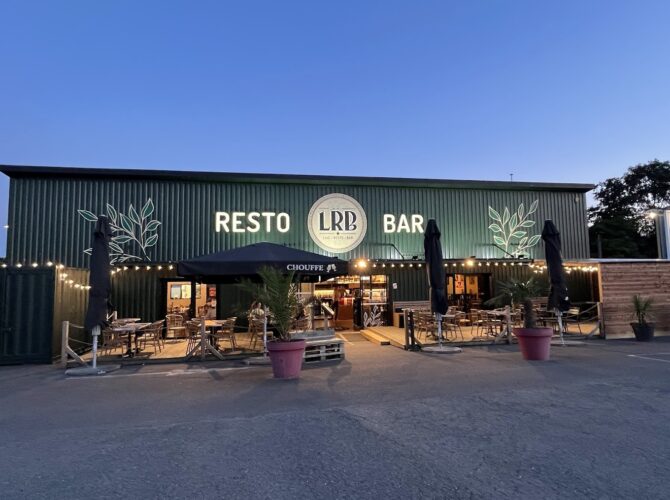 Restaurant LRB à Dinan, France