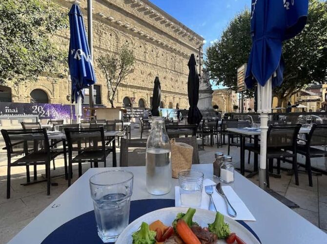 Restaurant Luciole à Orange, France