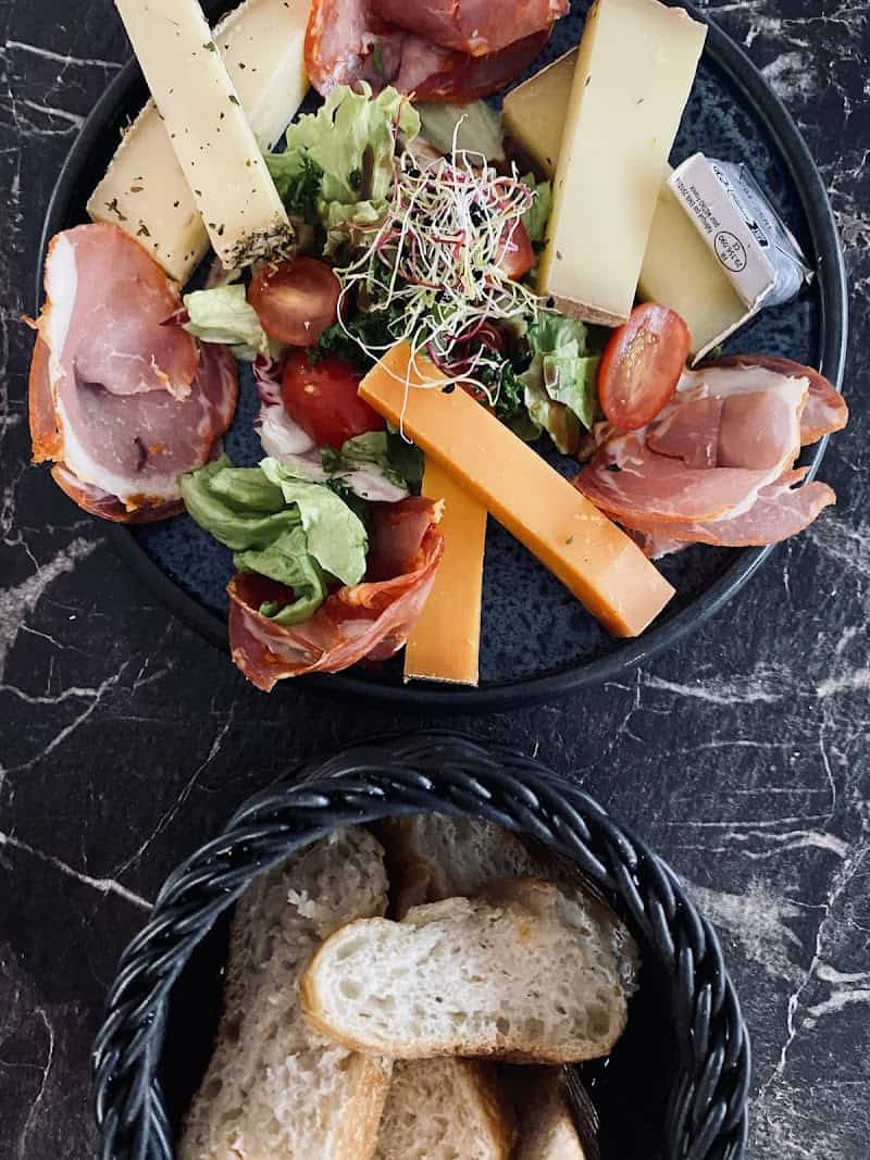 Restaurant L’Un des Sens à Valenciennes, France