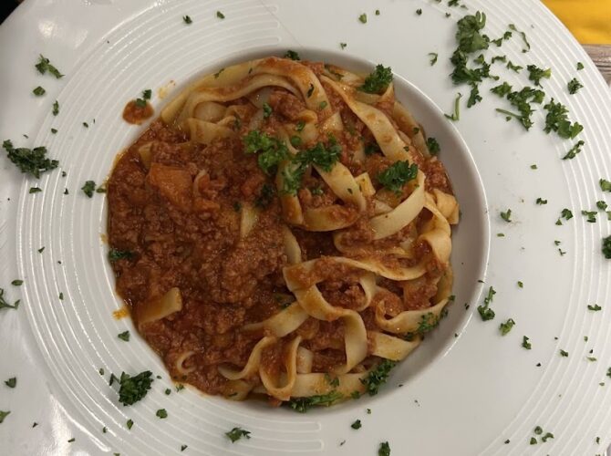 Restaurant Madrissio à Courbevoie, France