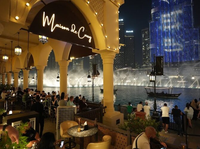 Maison De Curry | Restaurant with the best views of Burj Khalifa & Dubai Fountains à Dubaï, Émirats arabes unis