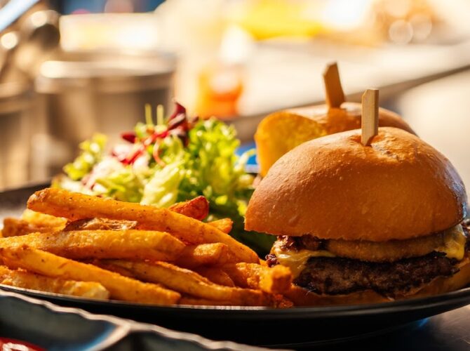 Maison De Curry | Restaurant with the best views of Burj Khalifa & Dubai Fountains à Dubaï, Émirats arabes unis