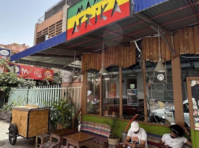 Restaurant Mama Afrika à Marrakech, Maroc