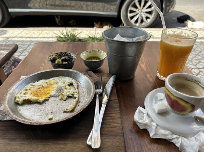 Restaurant Mama Afrika à Marrakech, Maroc