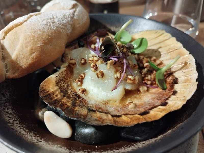 MANA RESTAURANT à Saint-Brieuc, France