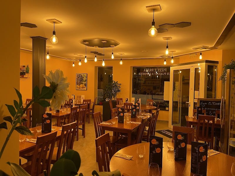 Restaurant Mancia e futtitinni – Trattoria / Pizzeria – Bagneux (92) à Bagneux, France