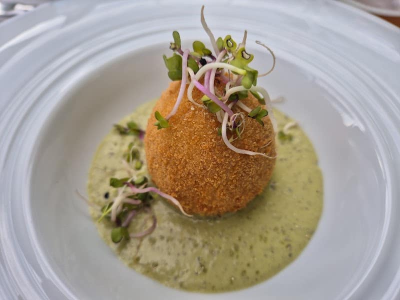 Restaurant Manoir Le Quatre Saisons à Saint-Brieuc, France