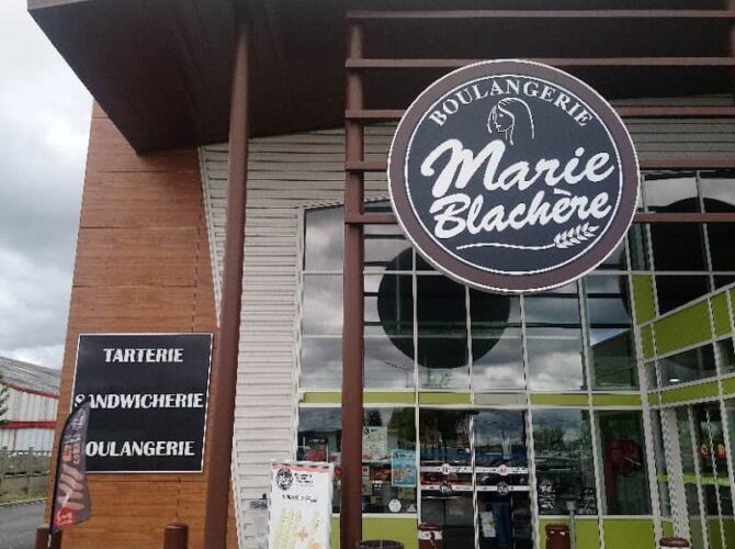 Restaurant Marie Blachère ST GERMAIN DU PUY à Saint-Germain-du-Puy, France