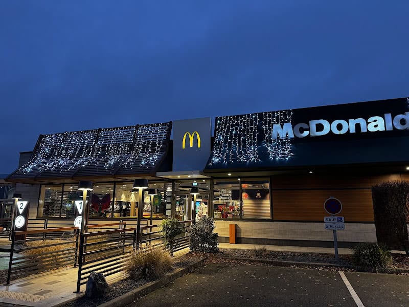Restaurant McDonald’s à Caudry, France